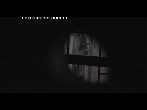 ❤️ Ka hopukina pukutia a Blondie e tetahi kaitirotiro takiwa e huna ana i muri i nga pereki tuwhera ❌ Sex ataata i mi.sexygirlspics.ru ❌️